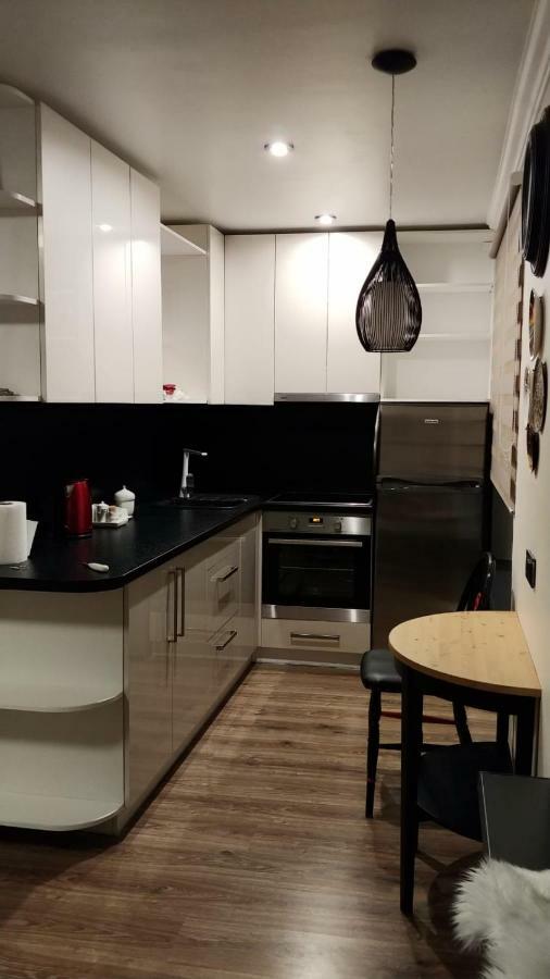 Elen White Apartment เรเซกเน ภายนอก รูปภาพ