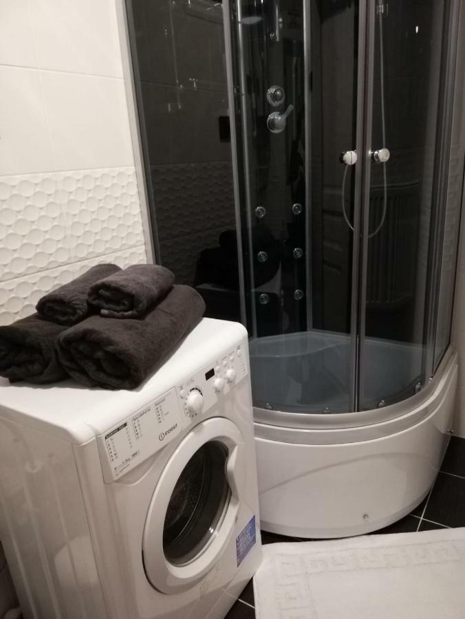 Elen White Apartment เรเซกเน ภายนอก รูปภาพ